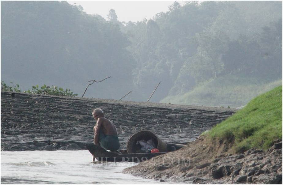 কাপ্তাই হ্রদে মানুষের জীবিকা